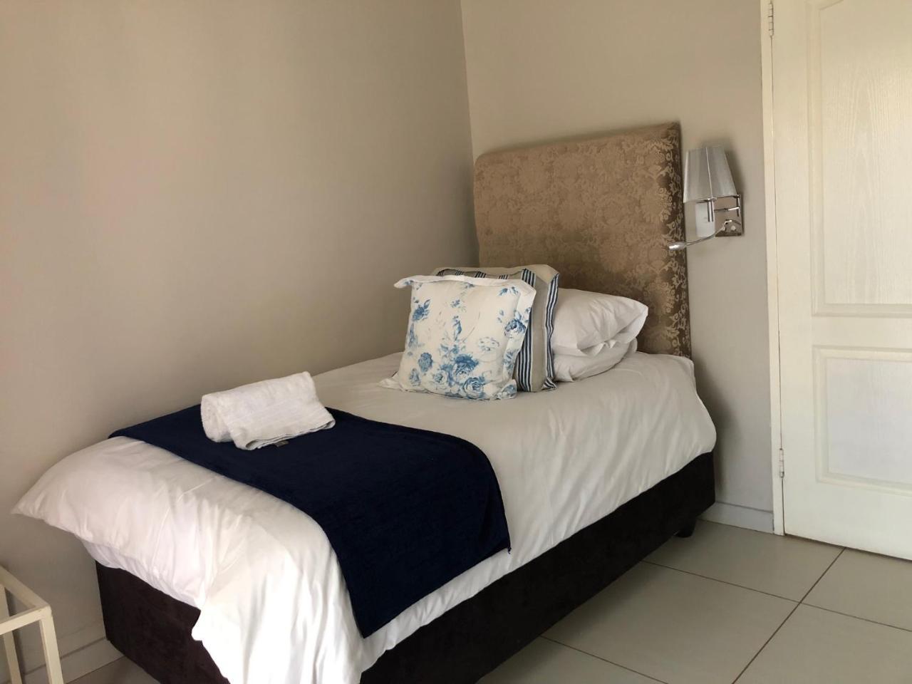 Odelia Guest House Mokopane Exterior photo